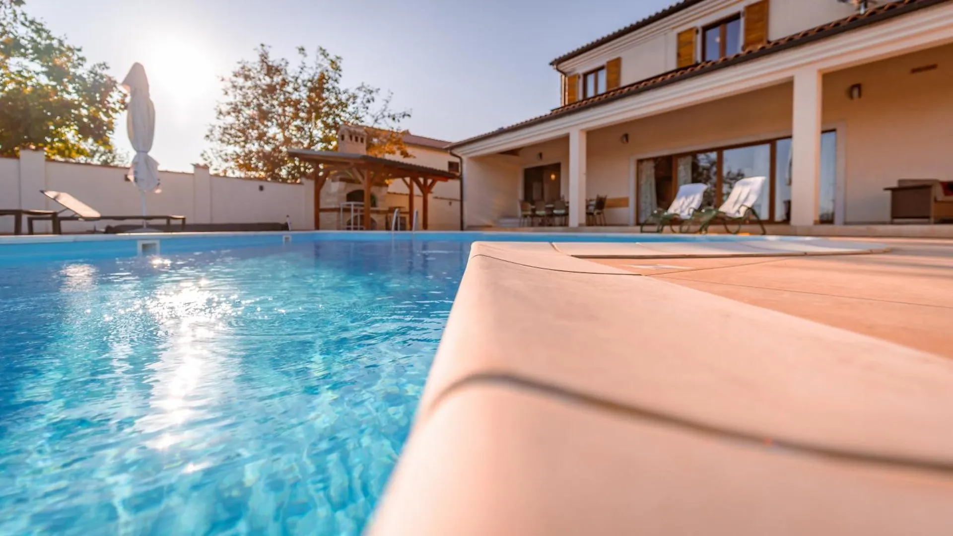 Villa Arton Heated Swimming-Pool Zminj